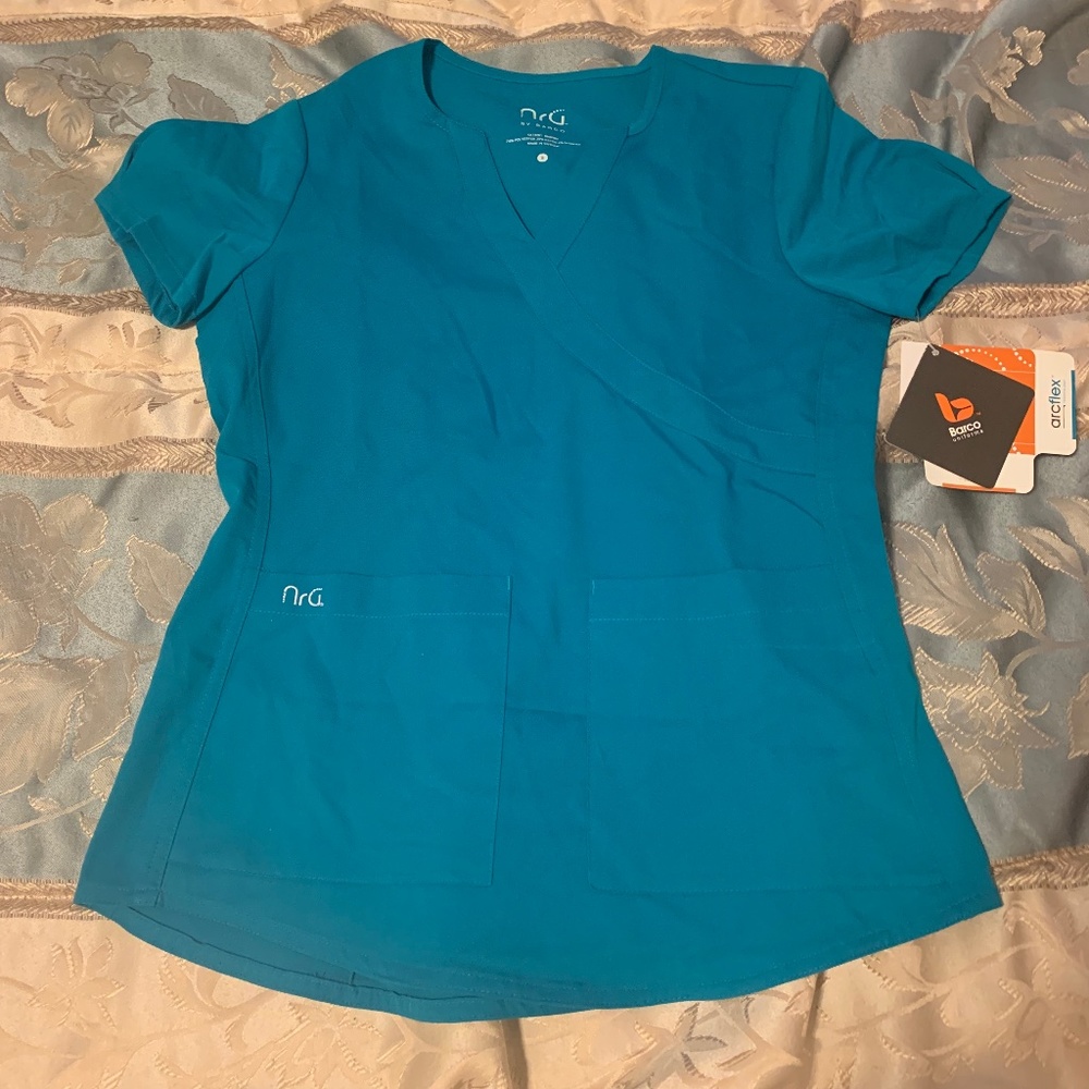 NWT blue teal scrub top Barco S